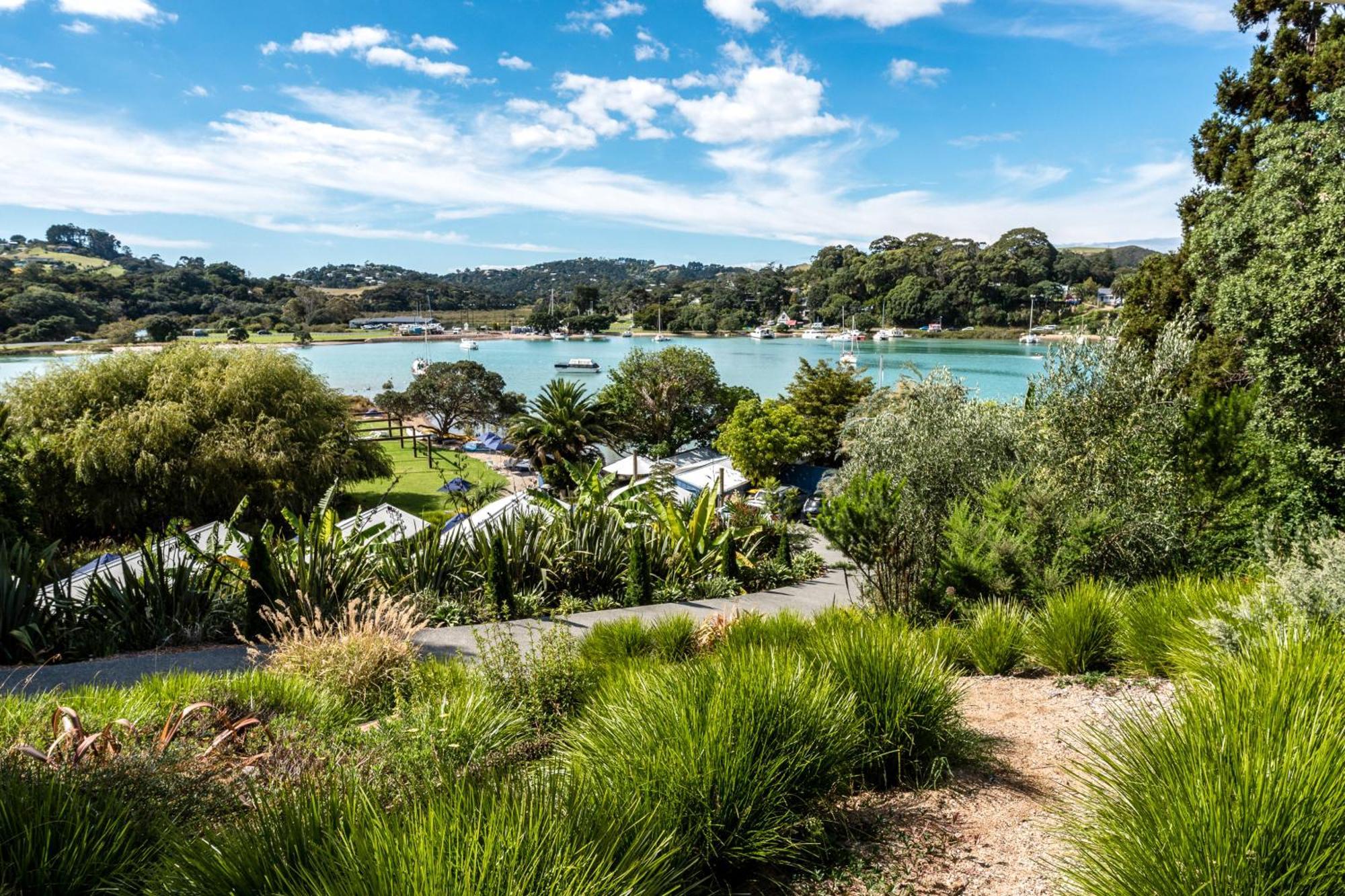 Boatsheds On The Bay, Waiheke Island Lejlighed Ostend Eksteriør billede